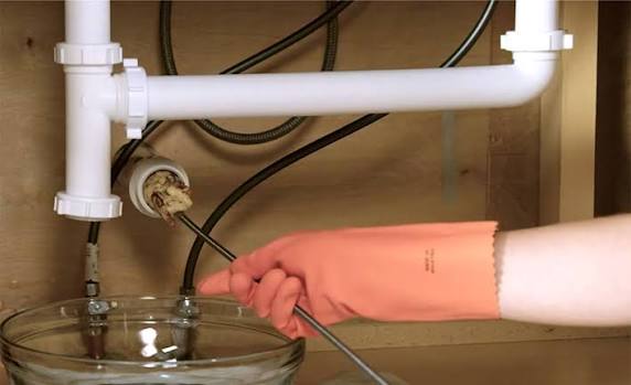 Kitchen Sink Unclogging